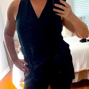 Sleeveless black tunic
